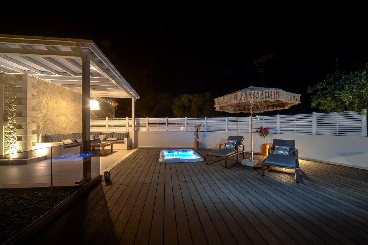 Paxos Luxury Living Junior *