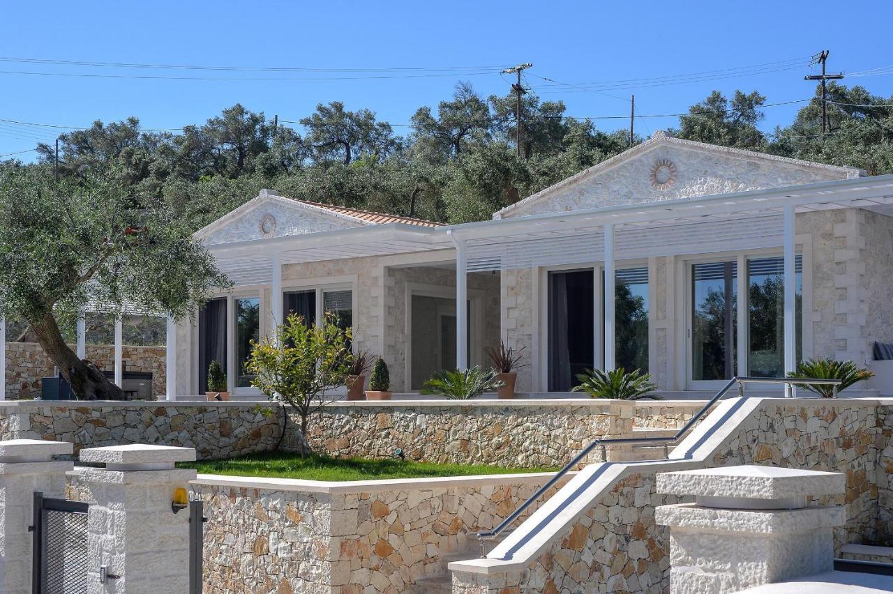 Paxos Luxury Living Junior *